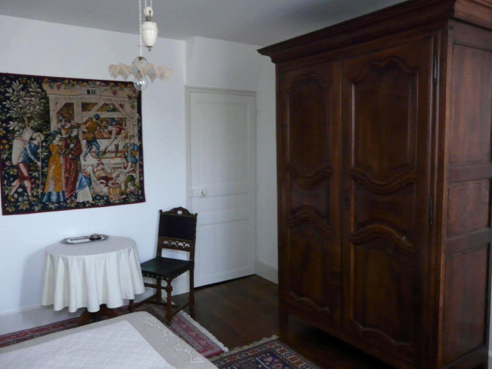 La Promenade En Champagne Bed & Breakfast Mussy-sur-Seine Exterior photo