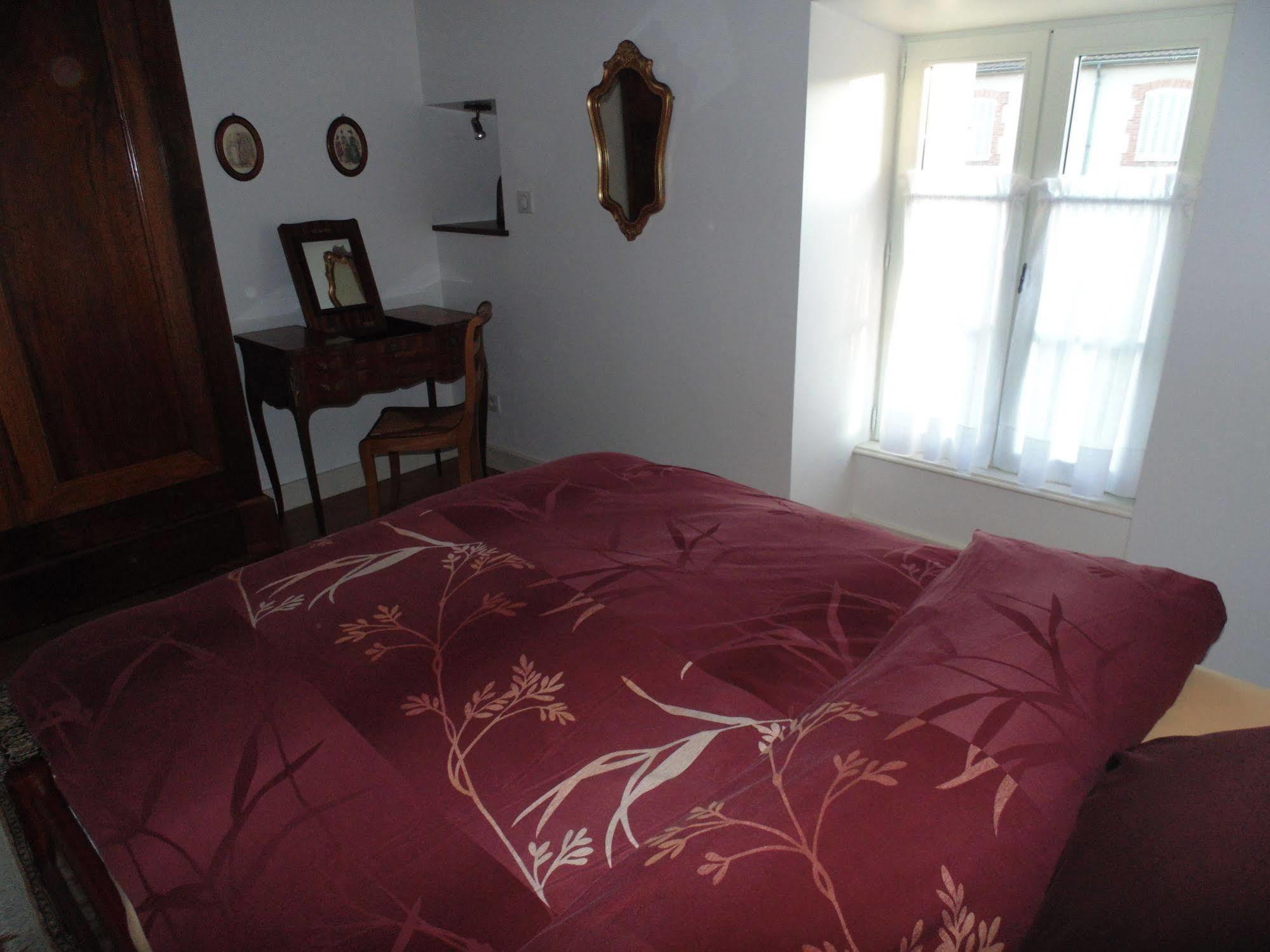 La Promenade En Champagne Bed & Breakfast Mussy-sur-Seine Exterior photo