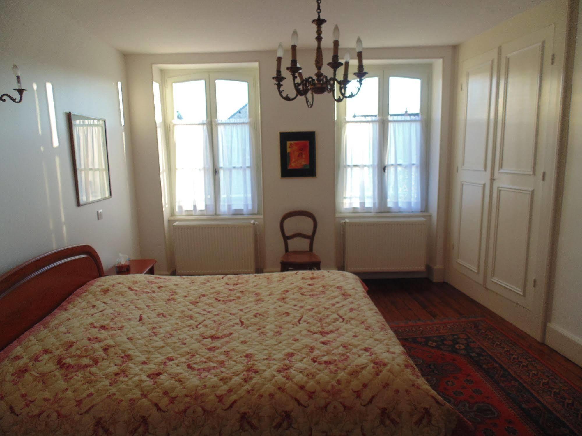 La Promenade En Champagne Bed & Breakfast Mussy-sur-Seine Exterior photo